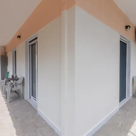 Modern One Bedroom In Nea Smirni